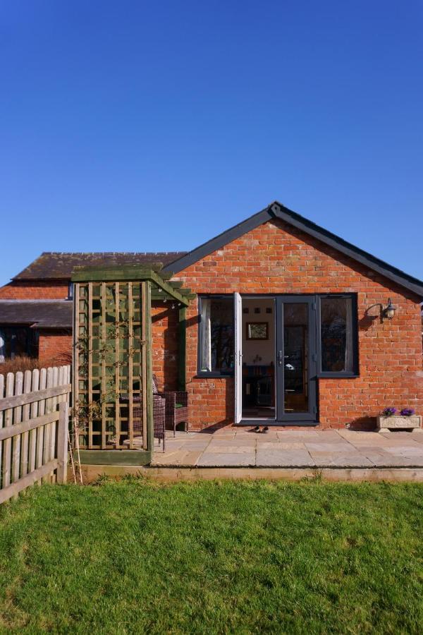 Cwm Lodge, An Idyllic Retreat In The Heart Of Herefordshire! 外观 照片